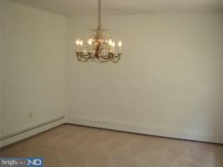 7 Spring Valley Road Levittown, PA 19056 - Photo 3 of 6 Gallery Image 3