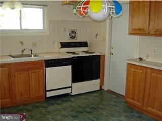 7 Spring Valley Road Levittown, PA 19056 - Photo 5 of 6 Gallery Image 5