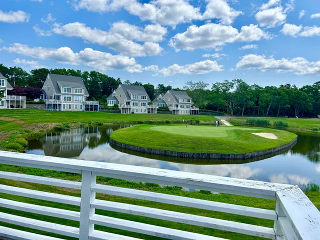 $415,000 | 32 Bay Pointe Dr Extension, Wareham, MA 02532