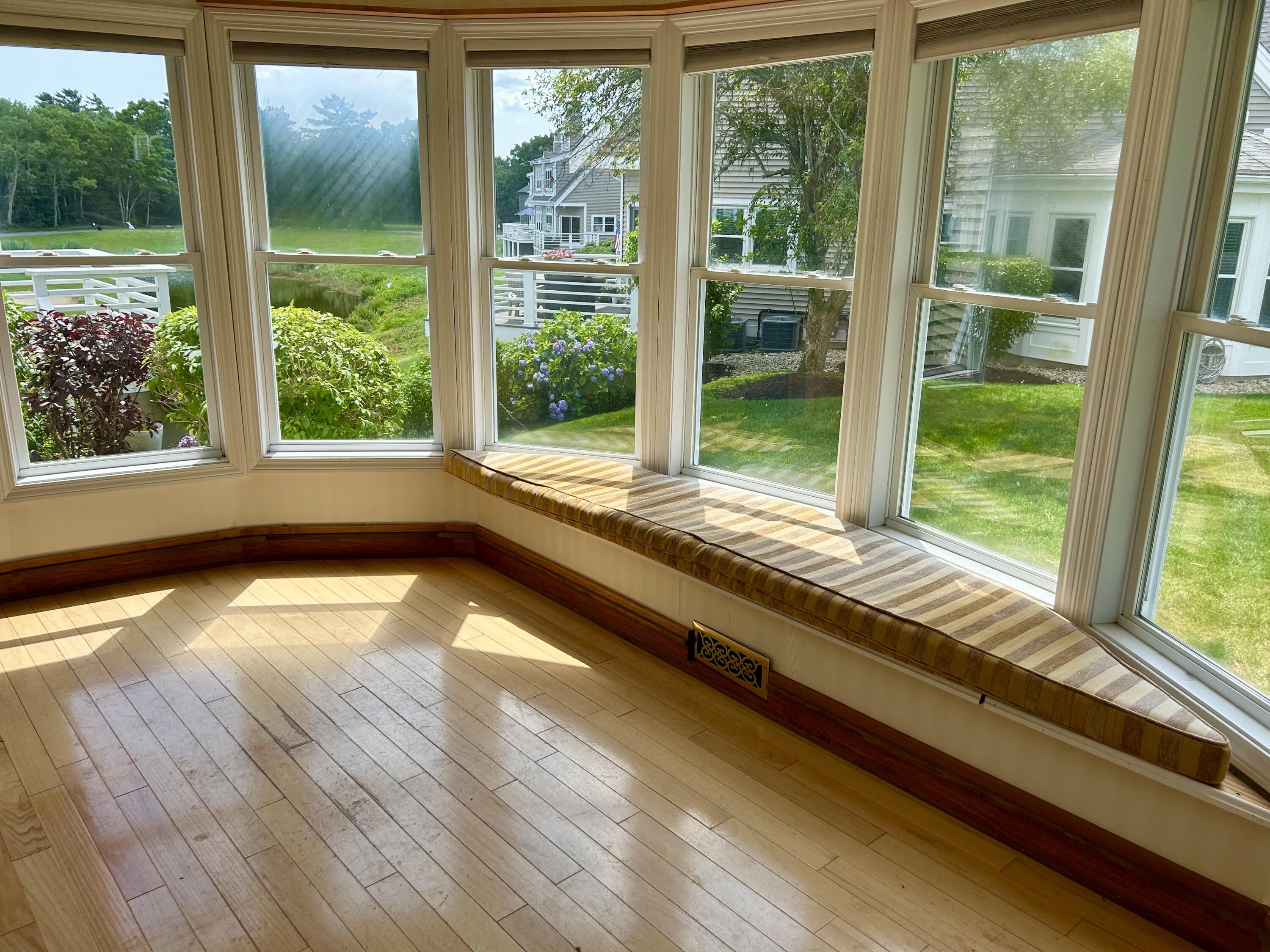 32 Bay Pointe Dr Extension Wareham, MA 02532 - Photo 4 of 51 IMG_4580