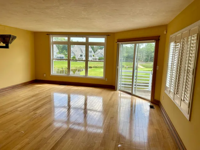 $415,000 | 32 Bay Pointe Dr Extension, Wareham, MA 02532