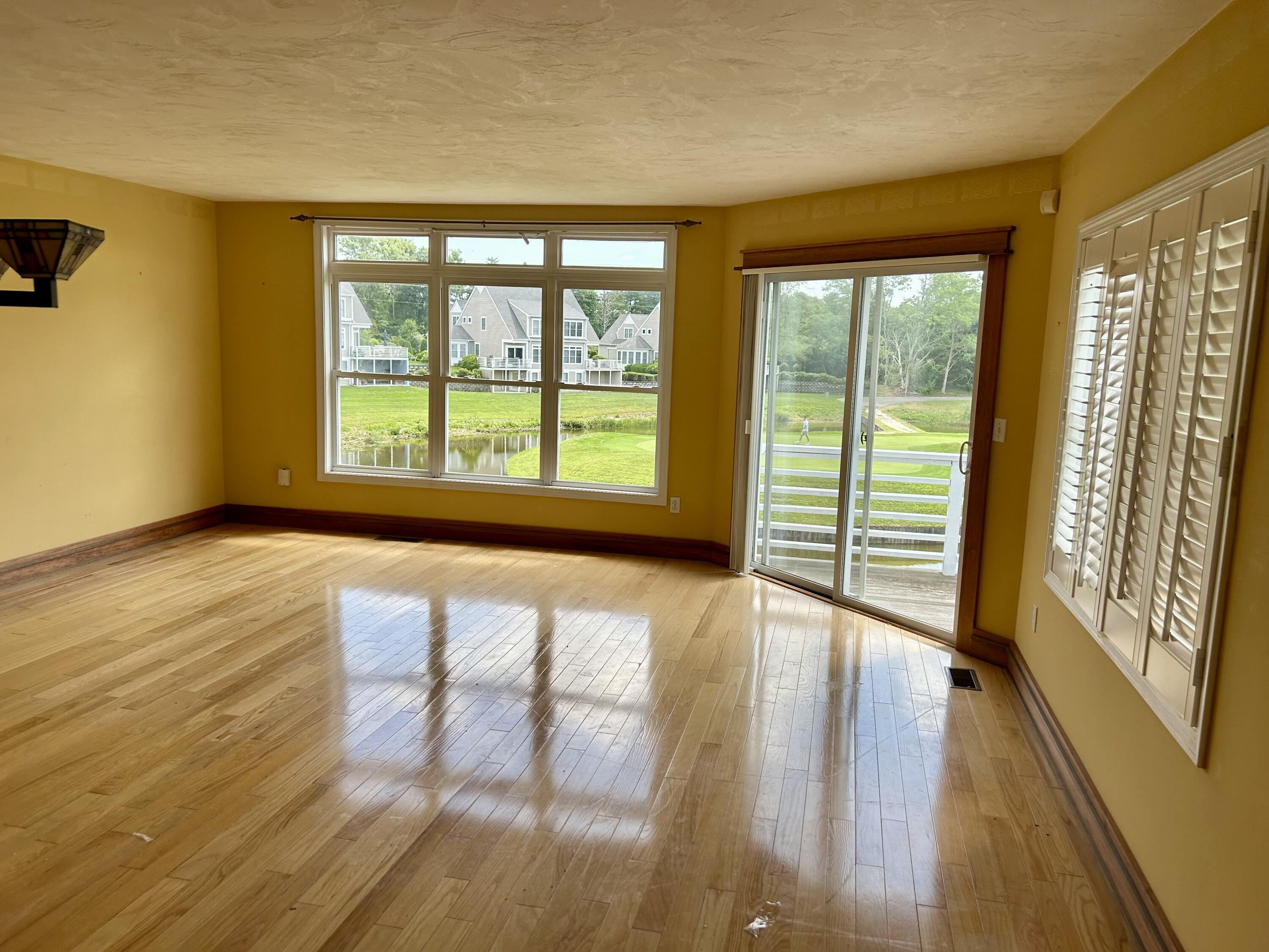 32 Bay Pointe Dr Extension Wareham, MA 02532 - Photo 7 of 51 IMG_4584
