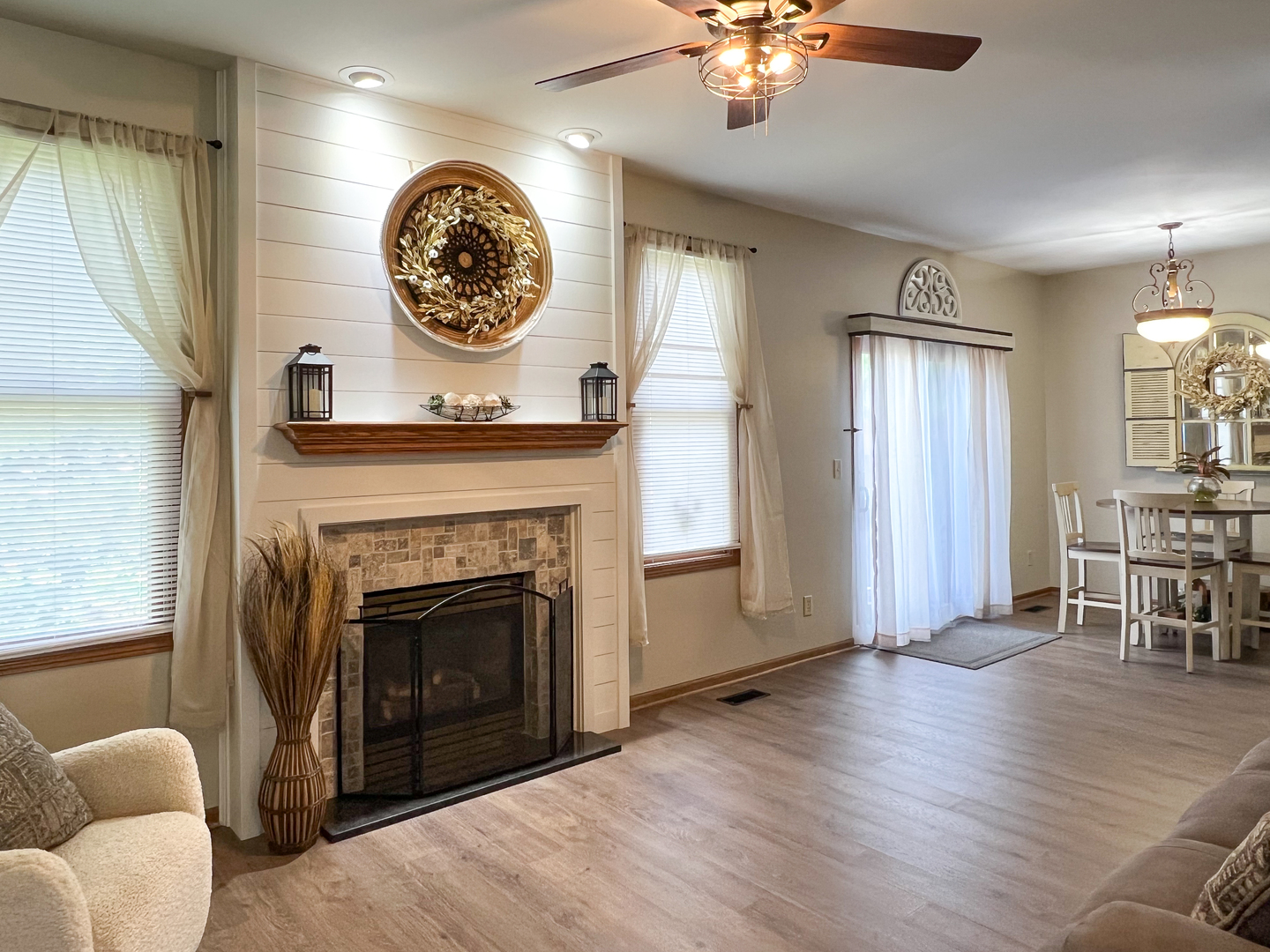 1442 Ridge Drive Sycamore, IL 60178 - Photo 3 of 41 Gallery Image 3