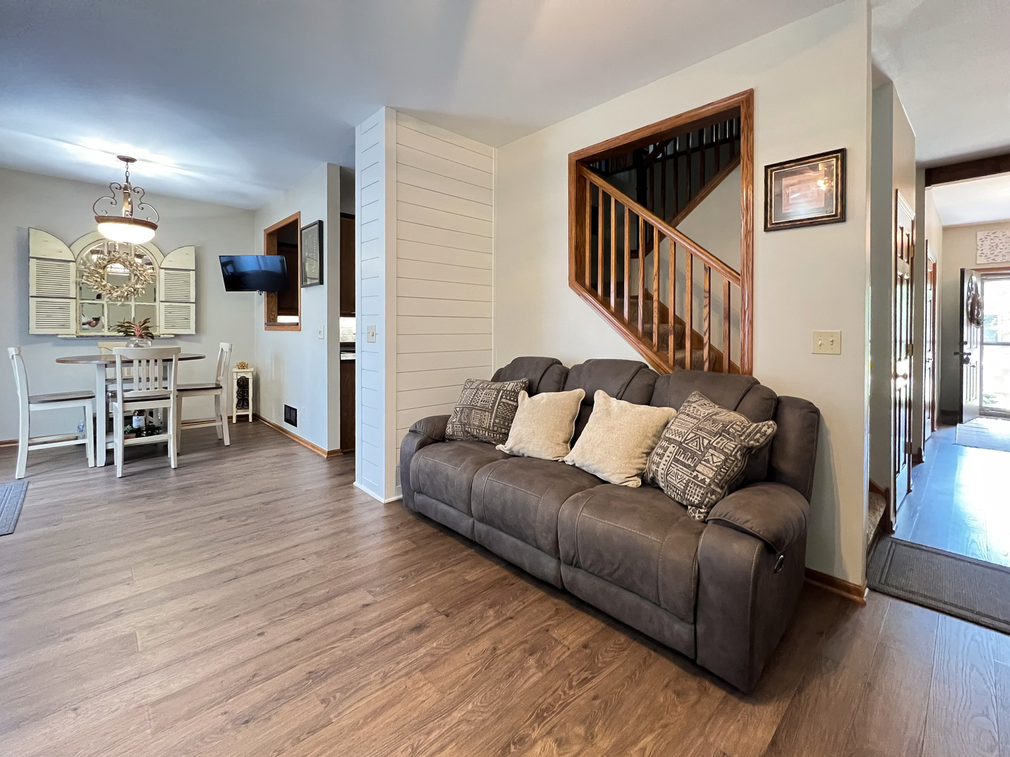1442 Ridge Drive Sycamore, IL 60178 - Photo 7 of 41 Gallery Image 7