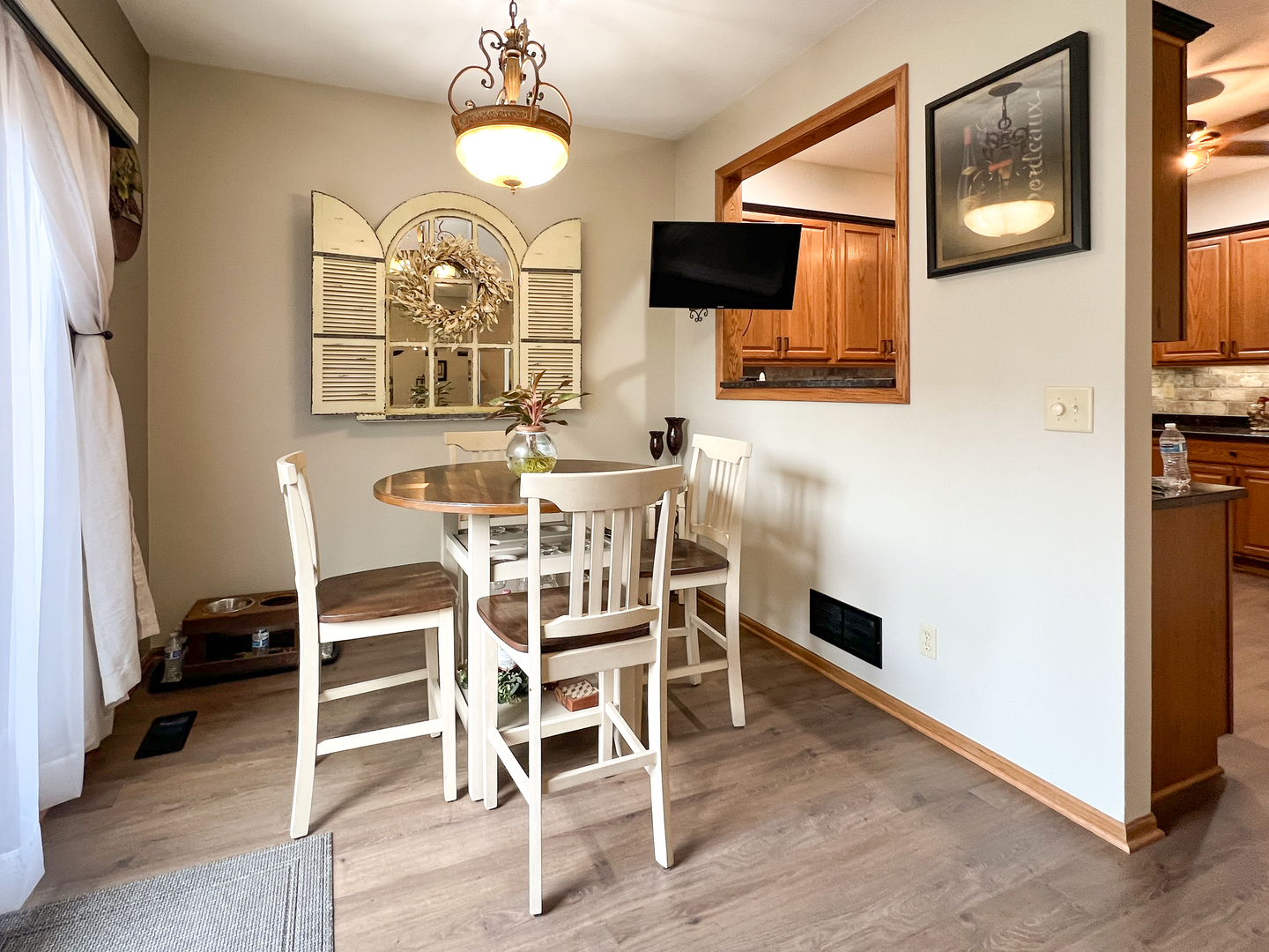 1442 Ridge Drive Sycamore, IL 60178 - Photo 9 of 41 Gallery Image 9