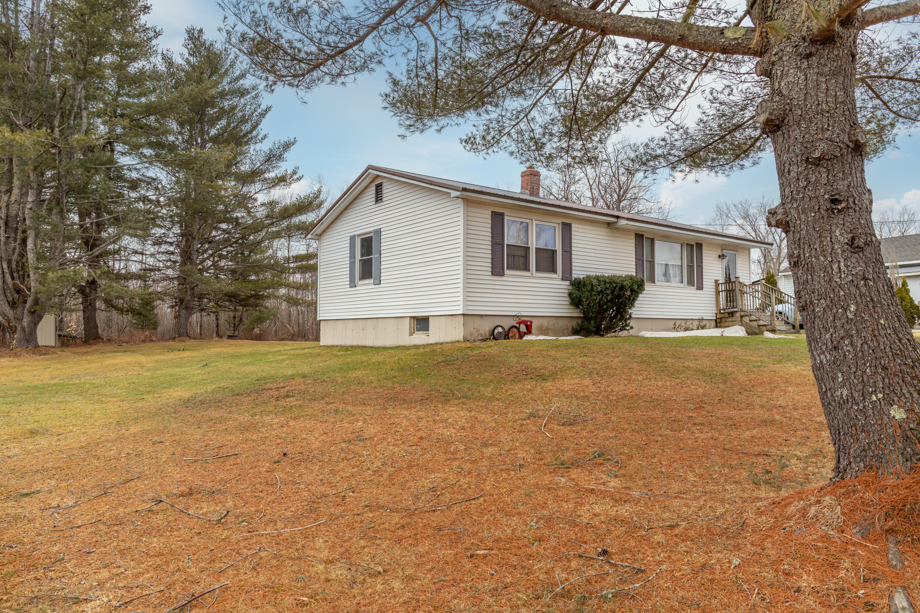 336 Stetson Road West Levant, ME 04456 - Photo 15 of 58 336 Stetson Road West Exteriors-7