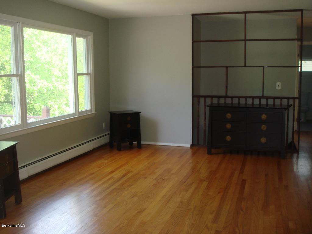4 Cobbleview Road Williamstown, MA 01267 - Photo 3 of 13 Living room