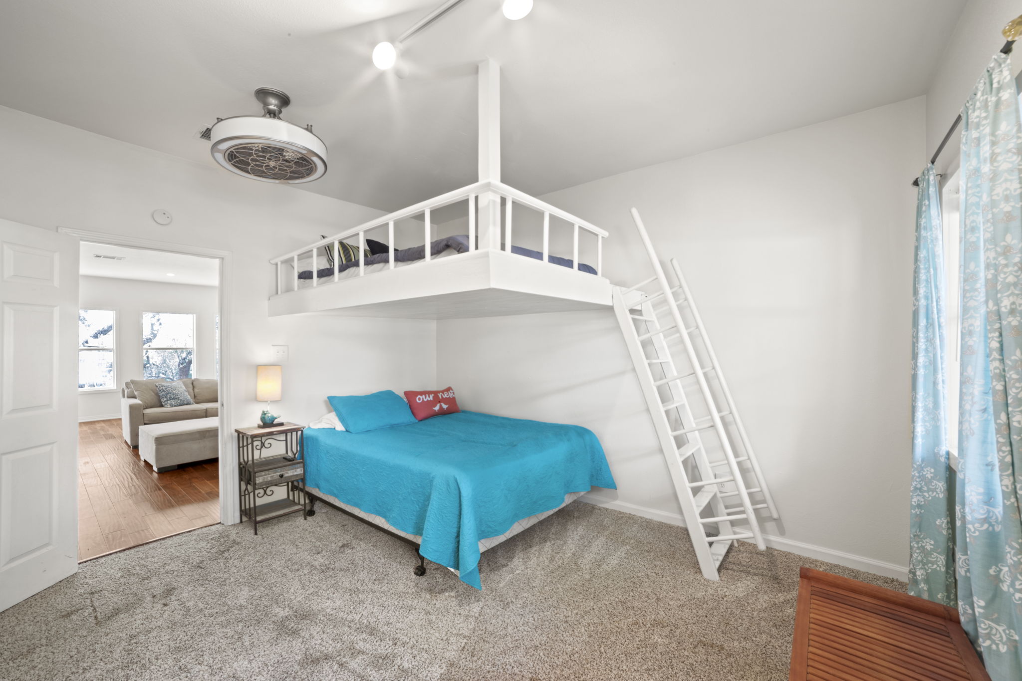 20001 Hamilton Pool Road Dripping Springs, TX 78620 - Photo 32 of 40 Bunk room