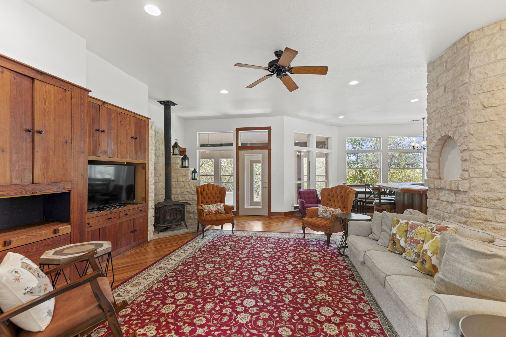 20001 Hamilton Pool Road Dripping Springs, TX 78620 - Photo 9 of 40