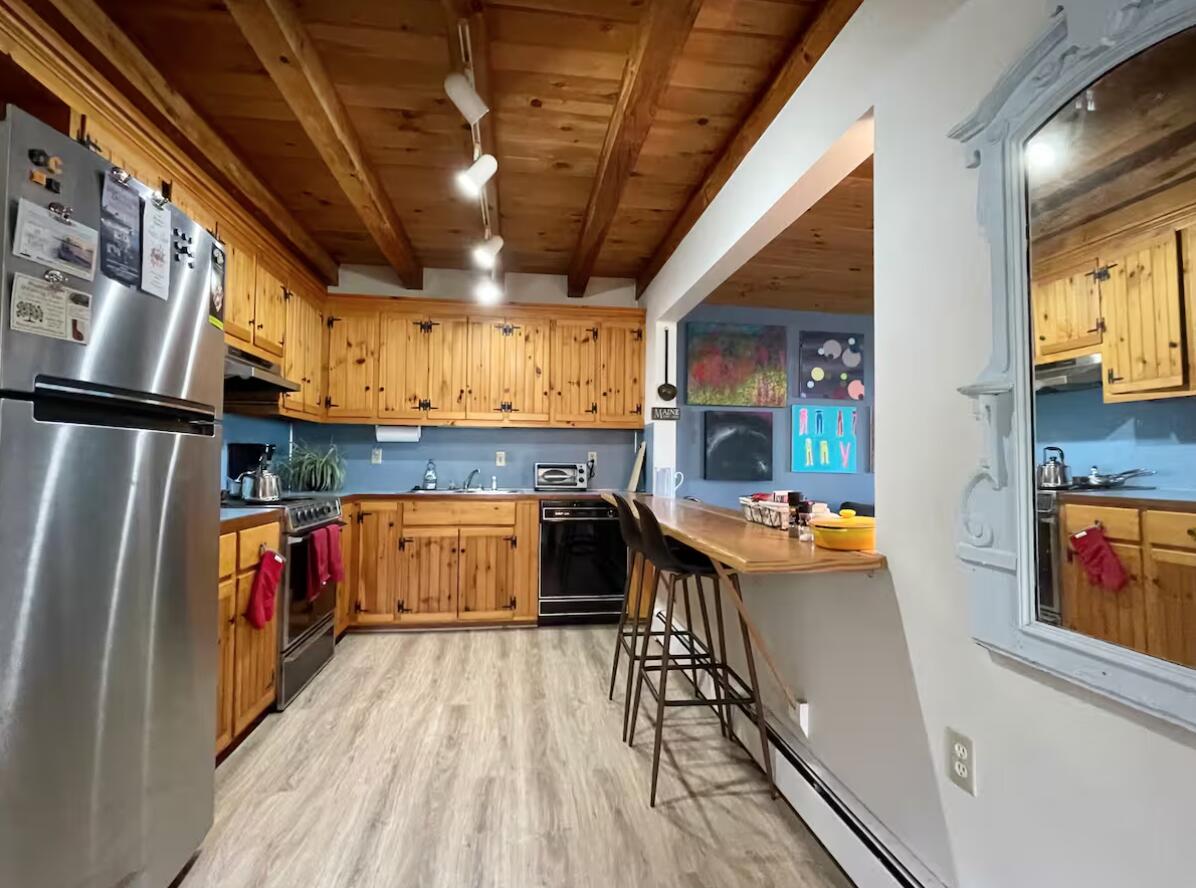 76 Union Street Belfast, ME 04915 - Photo 11 of 25 Screen Shot 2024-10-25 at 7.13.37 PM