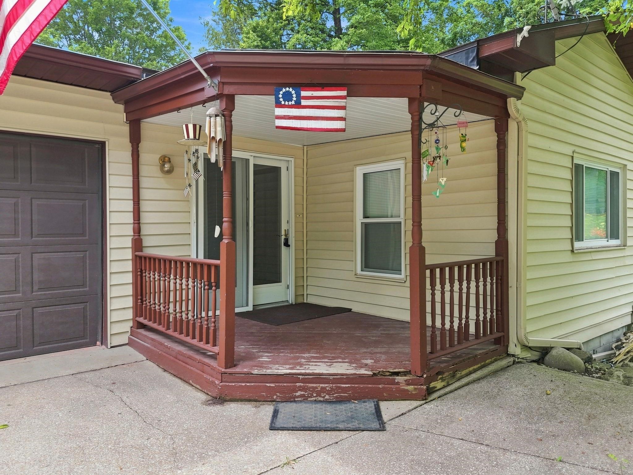 10065 River Road Manton, MI 49663 - Photo 8 of 47 1948962-c0c939fe-bf78-4cc6-bd15-0edcf86bd08b.JPG