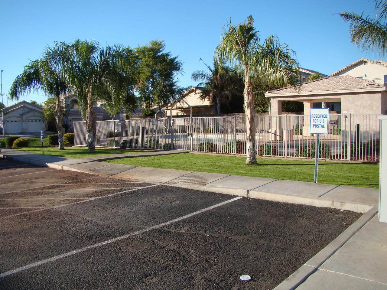 10512 West Coronado Road Avondale, AZ 85392 - Photo 2 of 12 COMMUNITY POOL
