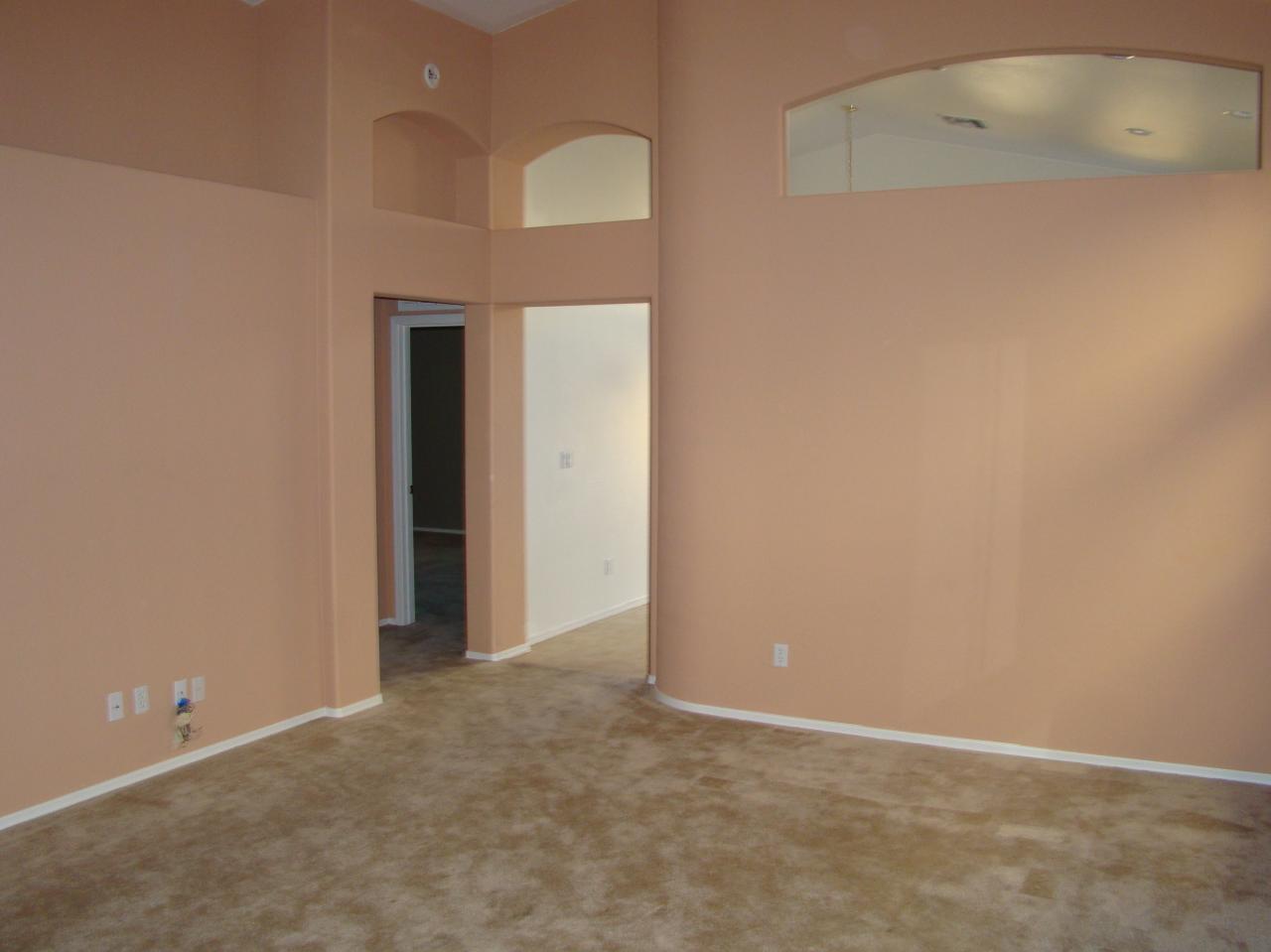 10512 West Coronado Road Avondale, AZ 85392 - Photo 5 of 12 LIVING ROOM
