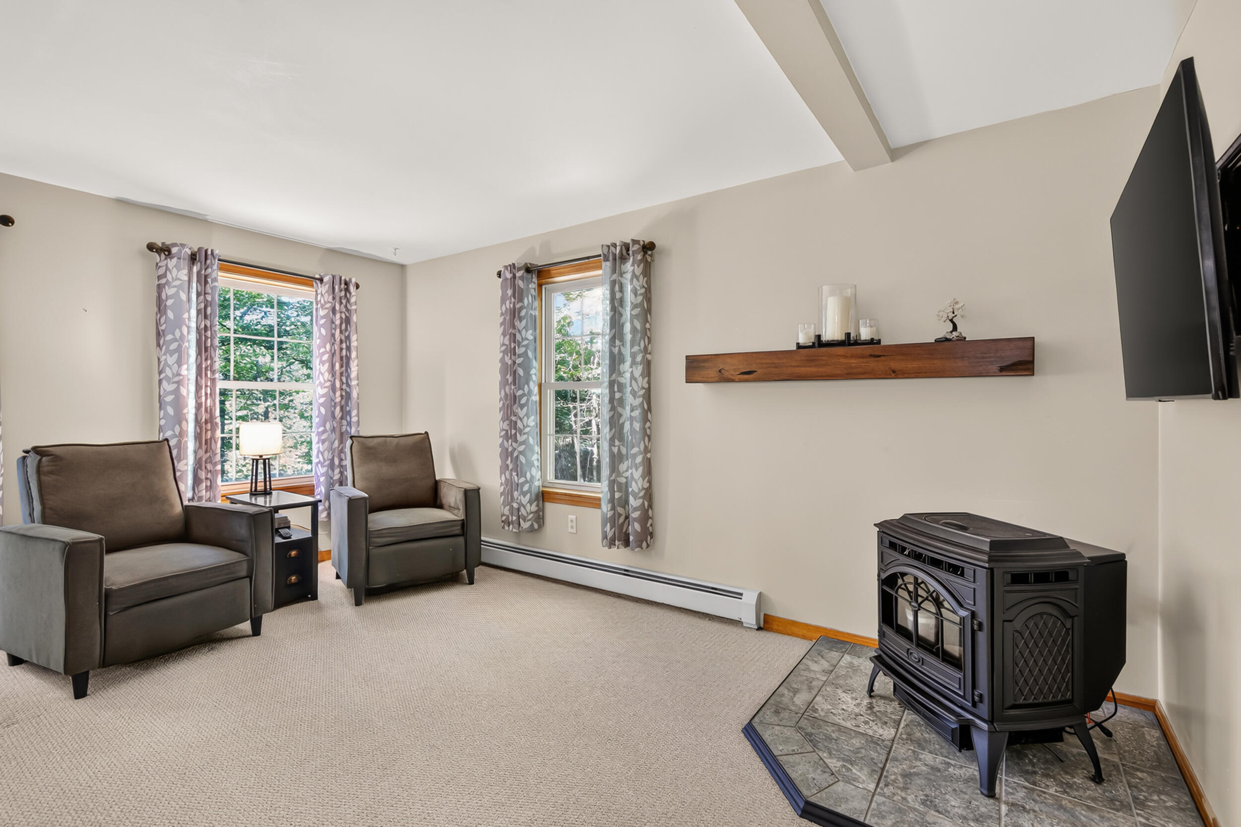 113 Lewis Road Naples, ME 04055 - Photo 11 of 31 113 lewis rdnaplesme 04055usa-22