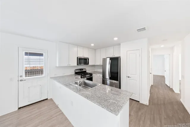 $1,850 | 4546 Glades Way, San Antonio, TX 78222