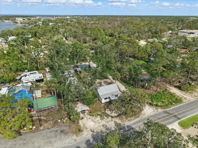 $270,000 | 209 Southeast 10th Street, Steinhatchee, FL 32359