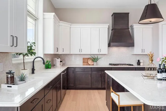 $663,700 | New Build New Build Savannah E At Dragonstone Dardenne Prairie, Dardenne Prairie, MO 63368