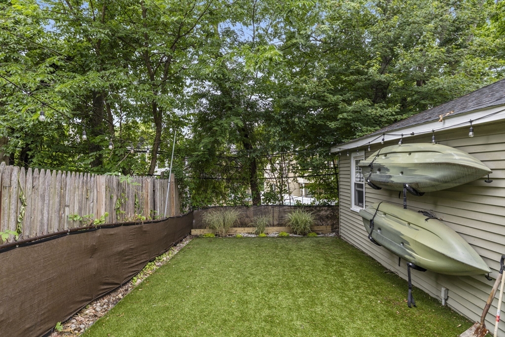 9 Westmore Road Boston, MA 02126 - Photo 29 of 33