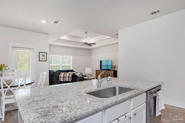 $2,600 | 6520 Forest Bay Avenue, Gulf Breeze, FL 32563