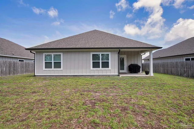 $2,600 | 6520 Forest Bay Avenue, Gulf Breeze, FL 32563