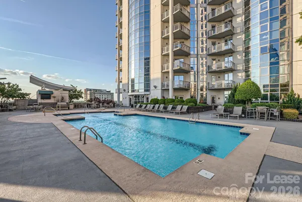 $2,650 | 333 West Trade Street, Unit 1501, Charlotte, NC 28202