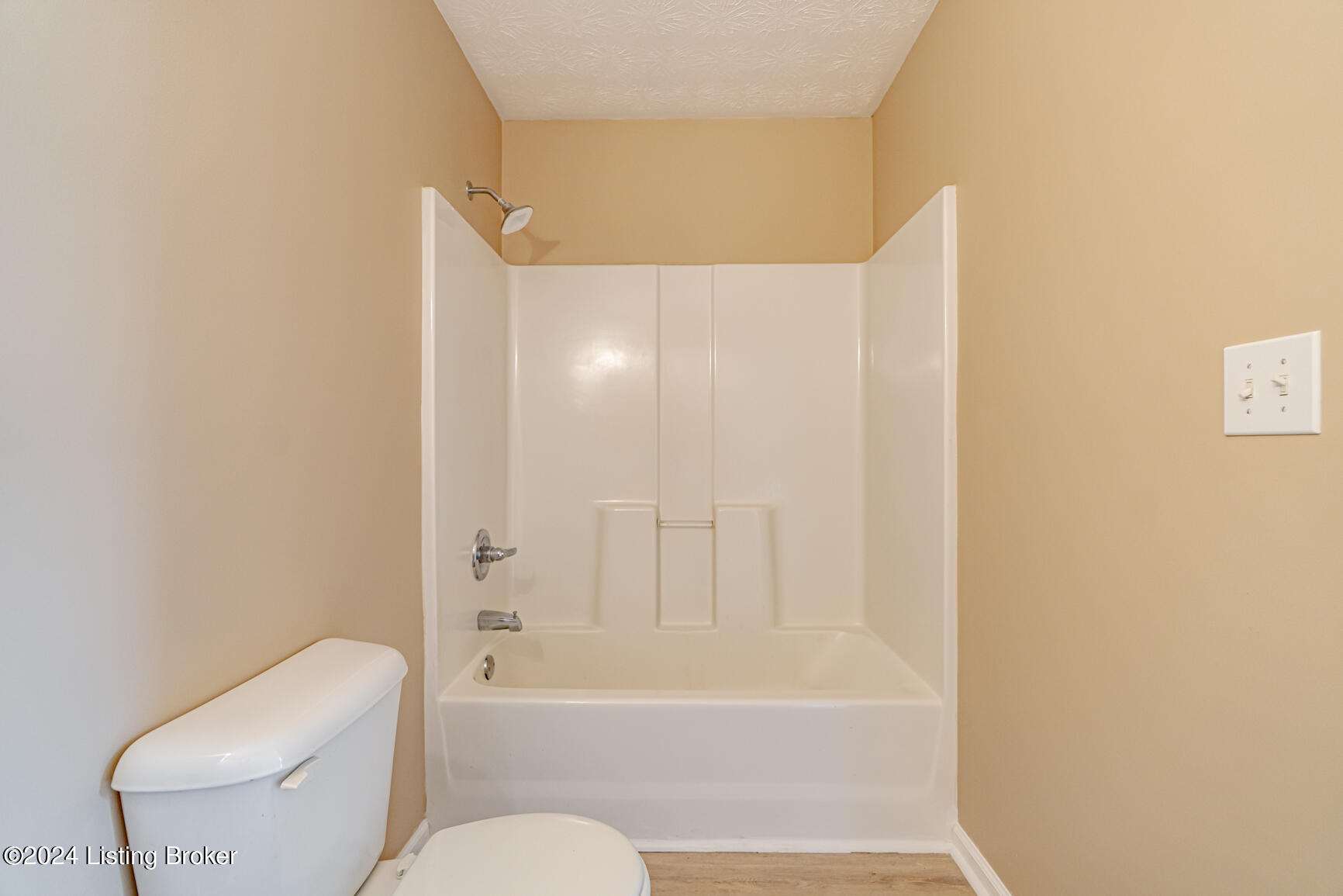 661 Red Hill Road Vine Grove, KY 40175 - Photo 24 of 37 DSC03472
