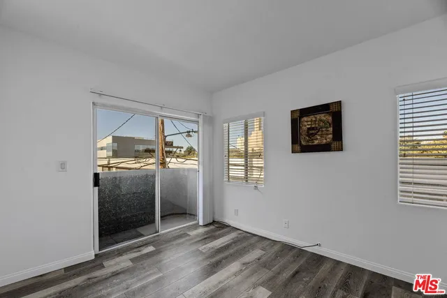 $4,395 | 1811 Manning Avenue, Unit 202, Los Angeles, CA 90025