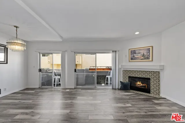 $4,395 | 1811 Manning Avenue, Unit 202, Los Angeles, CA 90025