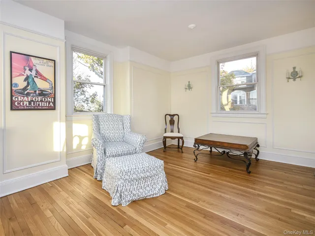 $3,600 | 120 Prospect Avenue, Unit 2, Sea Cliff, NY 11579