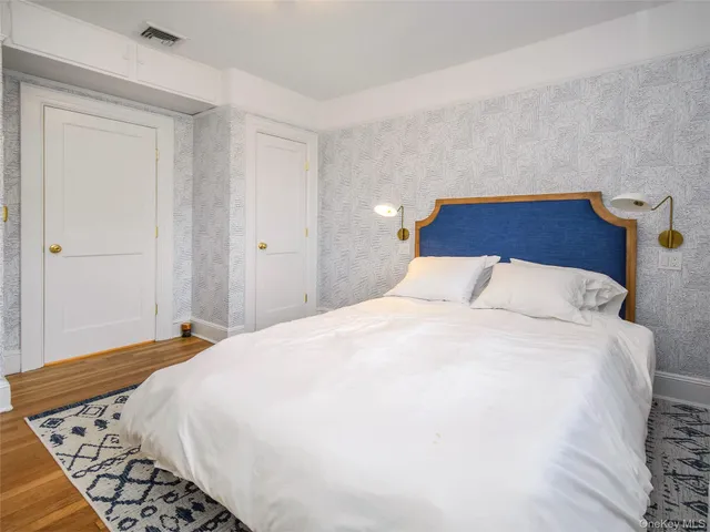 $3,600 | 120 Prospect Avenue, Unit 2, Sea Cliff, NY 11579