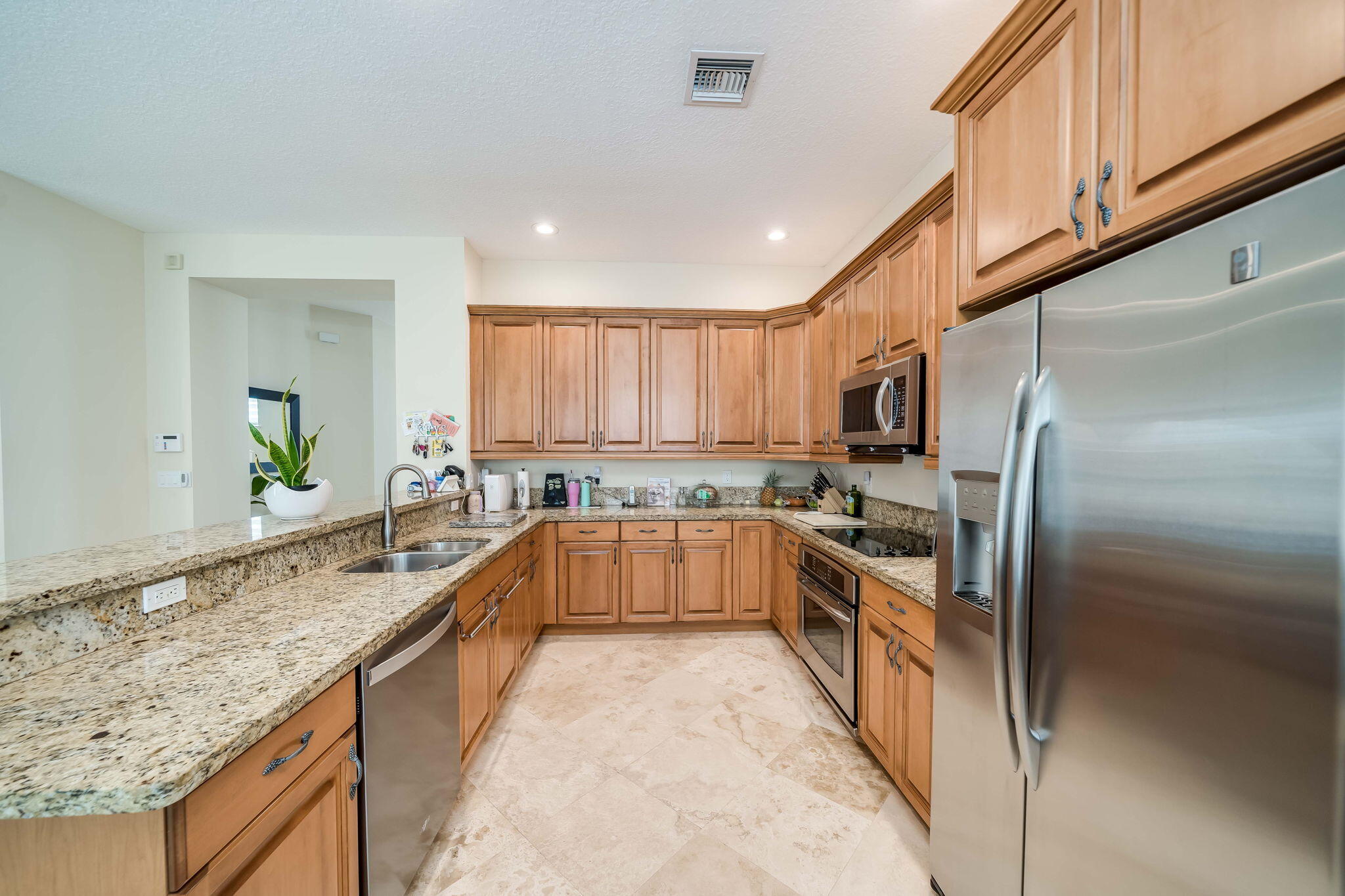50 Via Poinciana Lane Boca Raton, FL 33487 - Photo 15 of 45 Kitchen