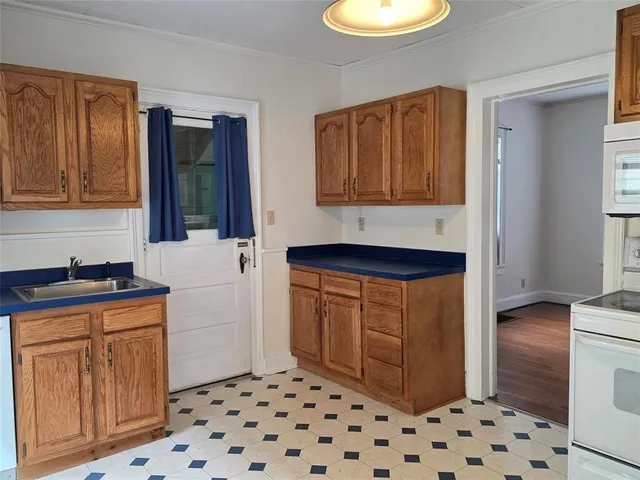 $1,750 | 42 Spring Forest Avenue, Binghamton, NY 13905