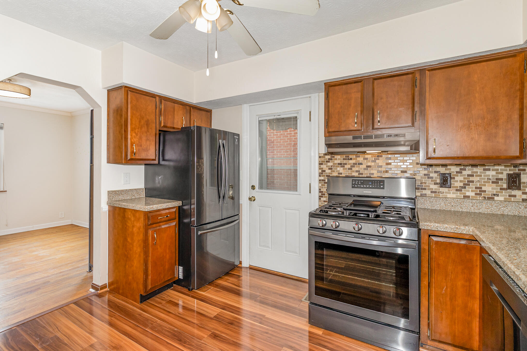 326 Riddle Place Newport, KY 41071 - Photo 9 of 30 Gallery Image 9