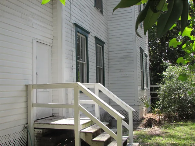 $260,000 | 306 Lee Avenue, Waycross, GA 31501