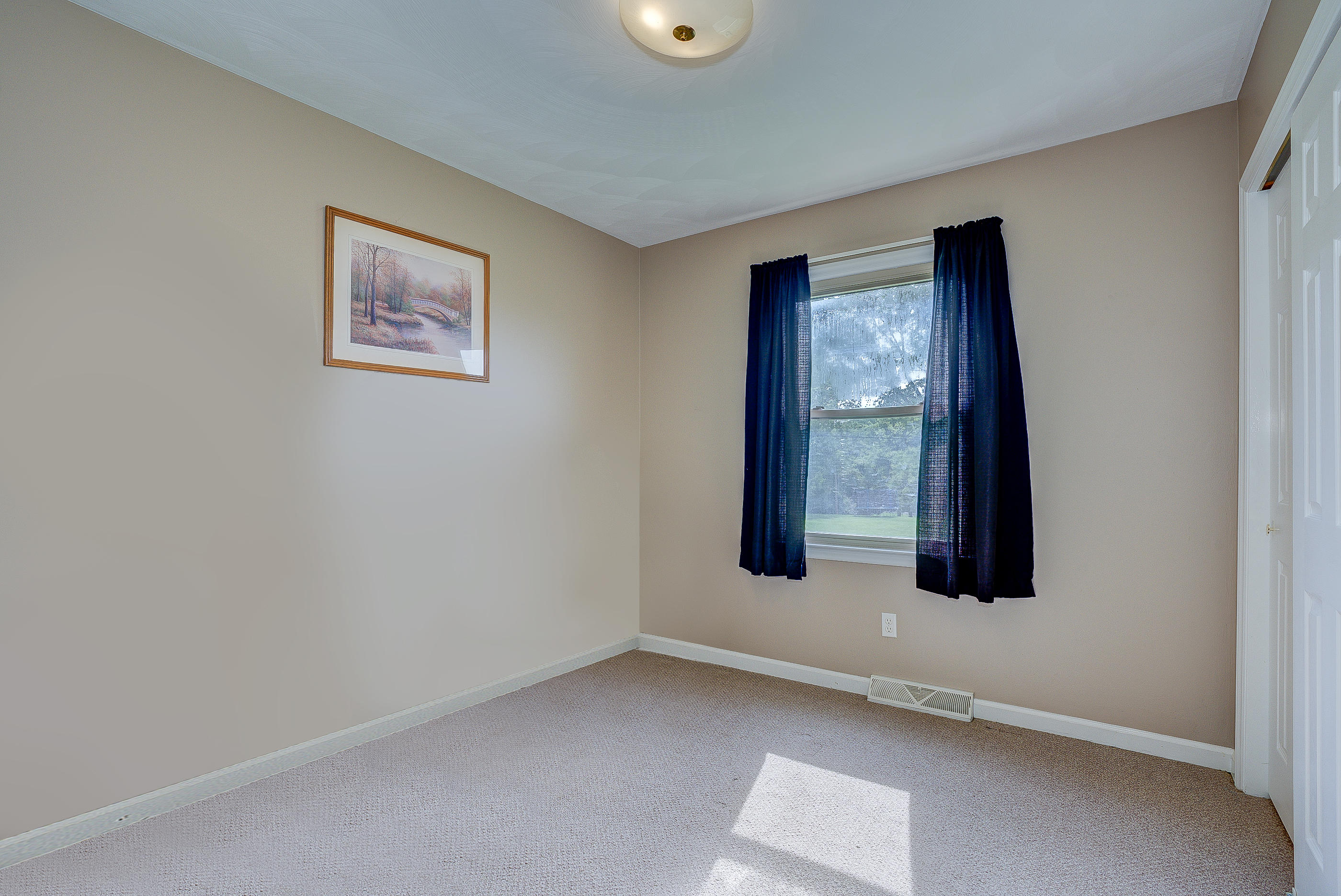 97 Walnut Drive Blue Ridge, VA 24064 - Photo 34 of 39 81-2