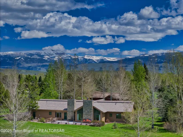 $3,750,000 | 6275 North Aspen Drive, Jackson, WY 83001
