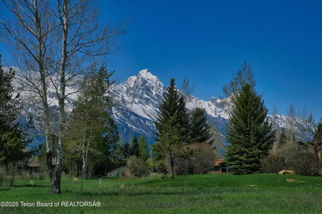 $3,750,000 | 6275 North Aspen Drive, Jackson, WY 83001