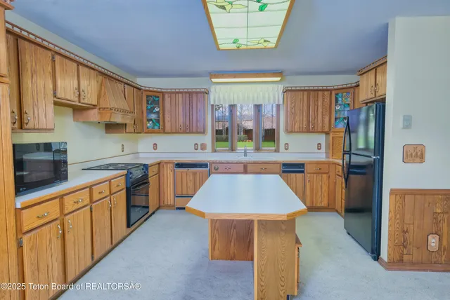 $3,750,000 | 6275 North Aspen Drive, Jackson, WY 83001