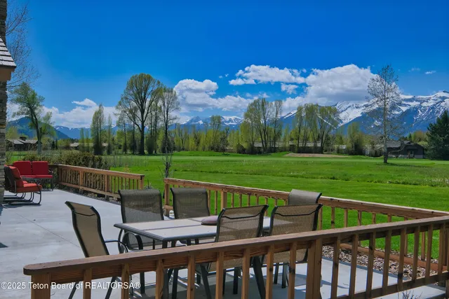 $3,750,000 | 6275 North Aspen Drive, Jackson, WY 83001
