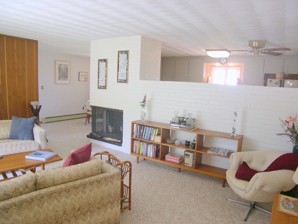 6 Maureen Road Framingham, MA 01701 - Photo 3 of 30 Gallery Image 3