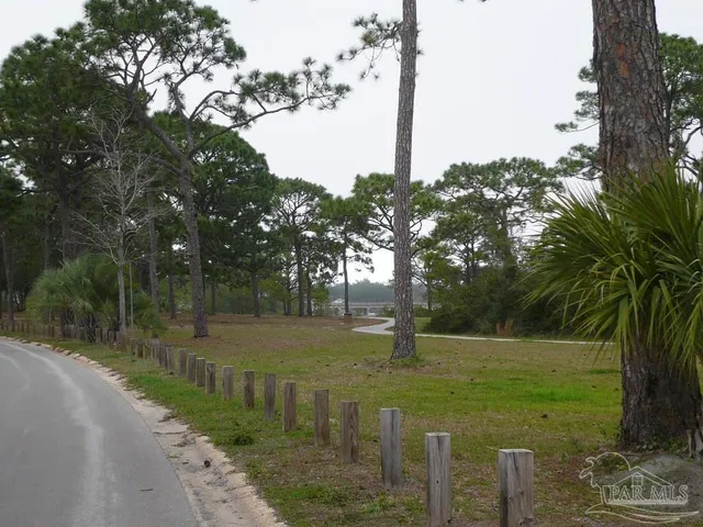 $309,000 | 327 Gibbs Road, Pensacola, FL 32507