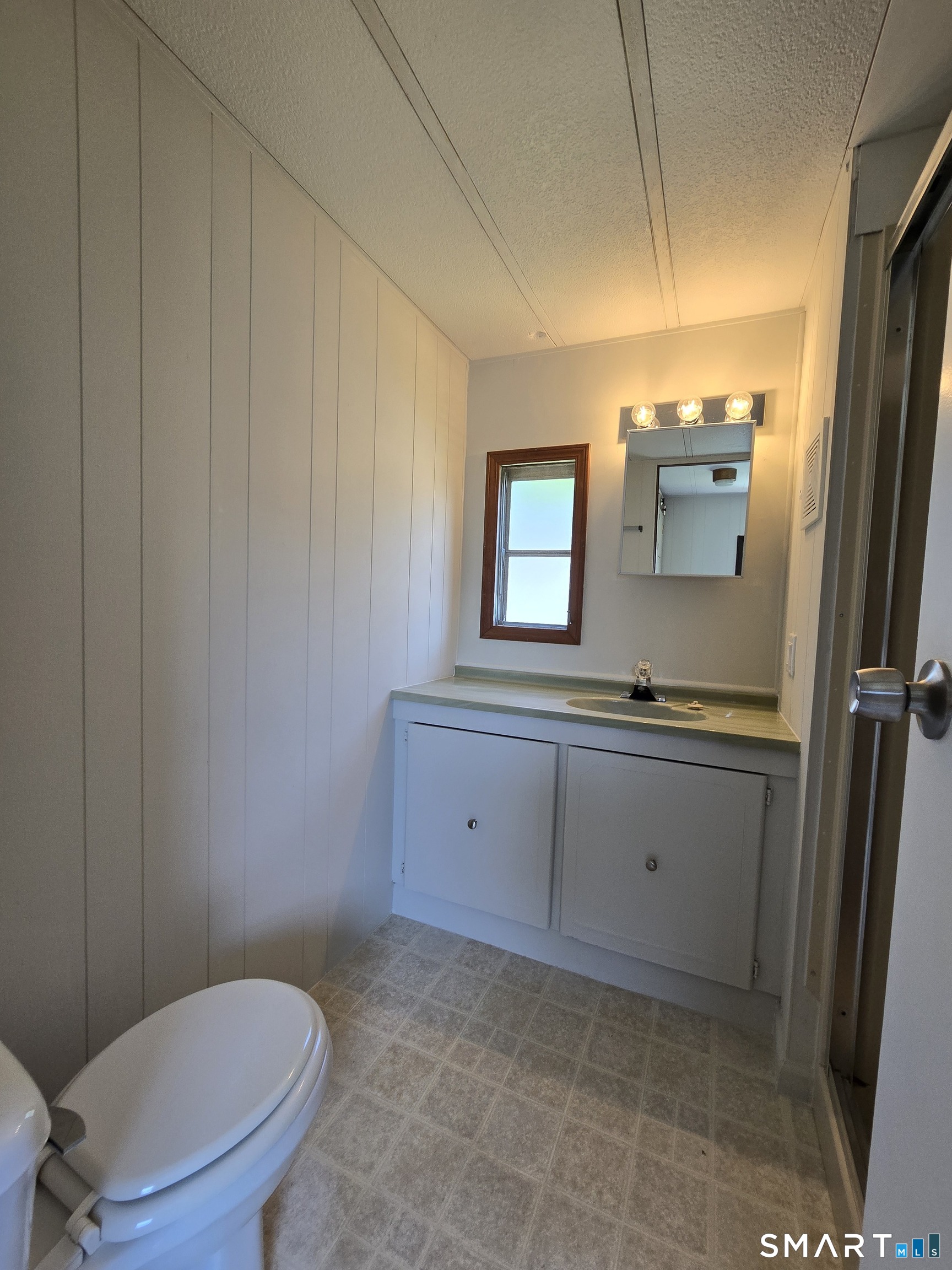 3 Sunny Acres Wallingford, CT 06492 - Photo 15 of 23
