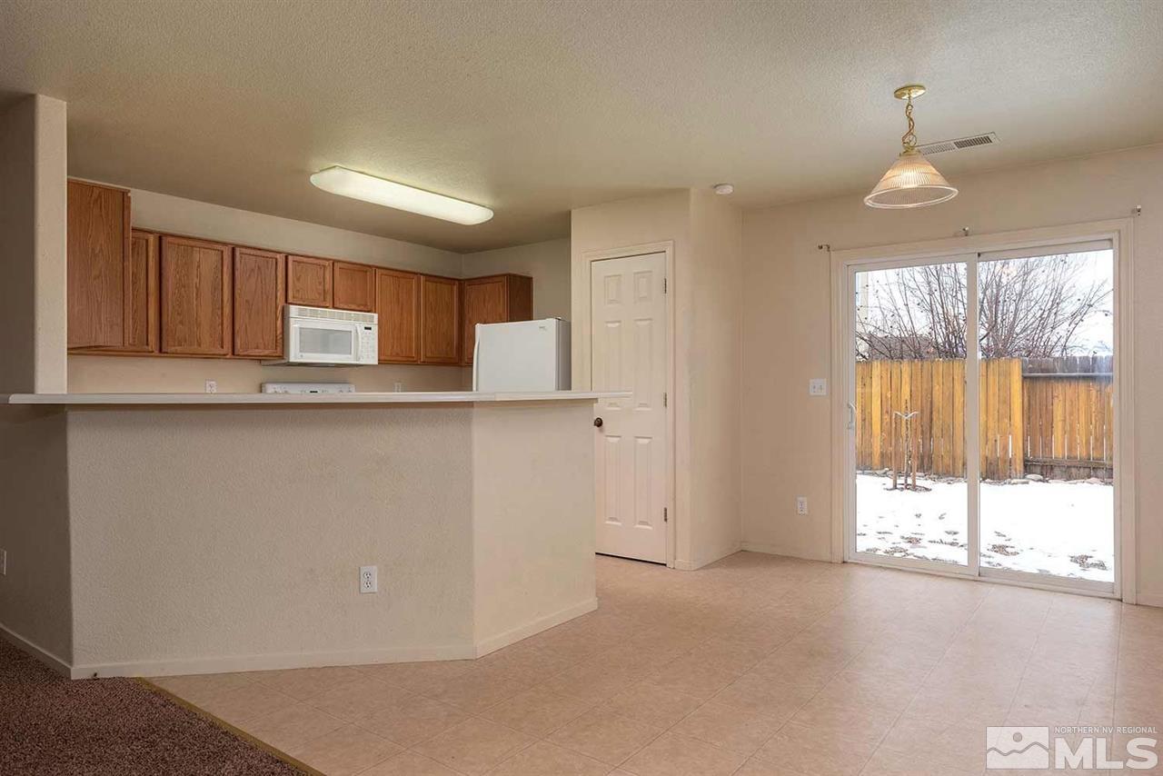 8925 Griffon Court Reno, NV 89506 - Photo 4 of 16 Photo 4