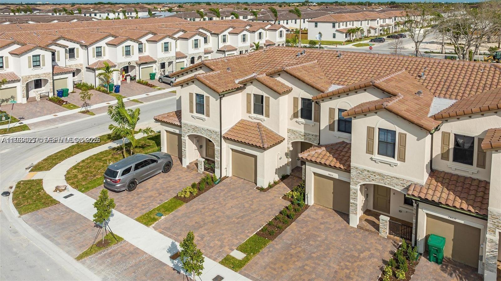 24643 Southwest 119th Court, Unit 24643 Homestead, FL 33032 - Photo 2 of 31