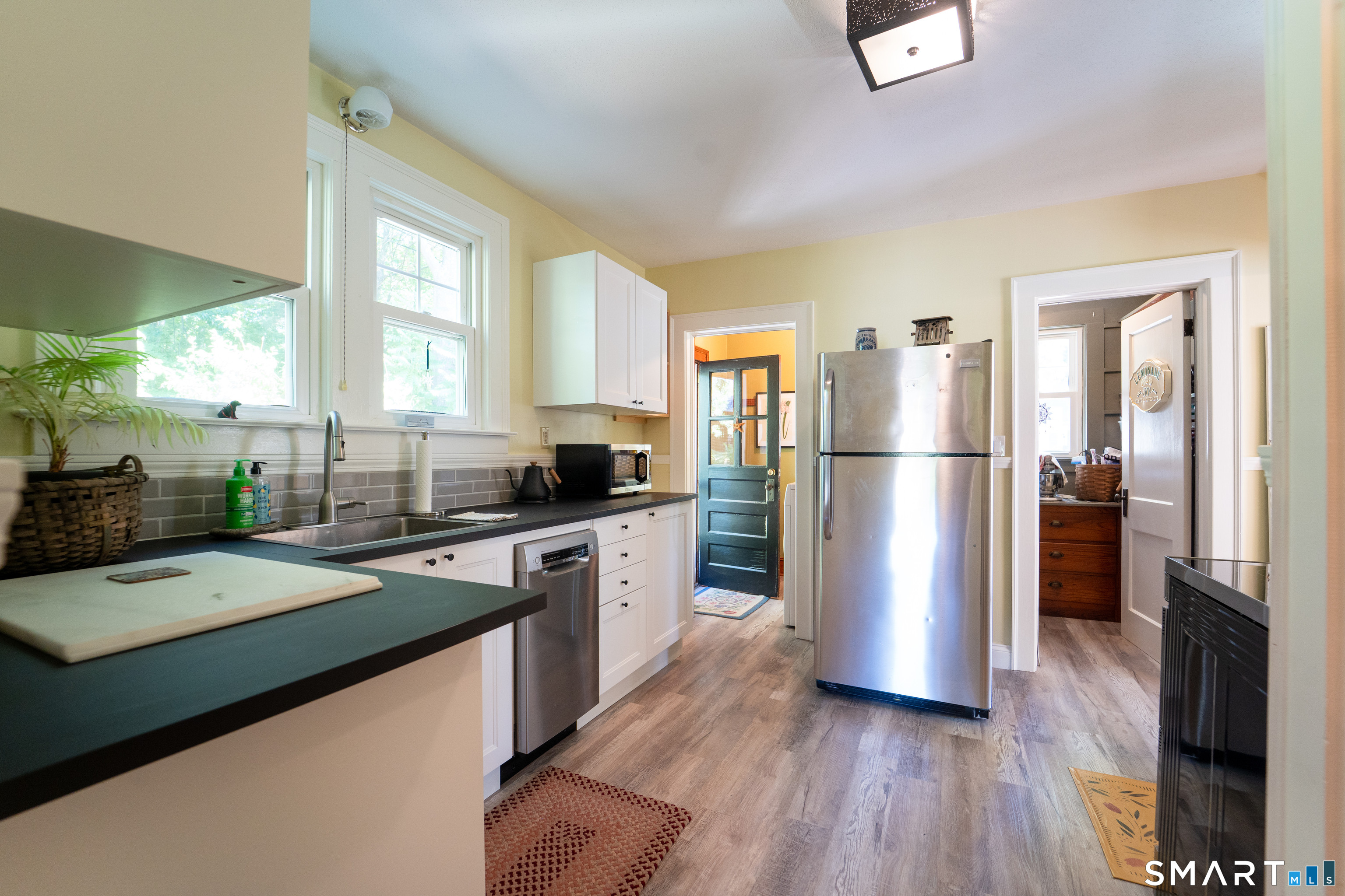 24 Drescher Road Manchester, CT 06040 - Photo 12 of 27