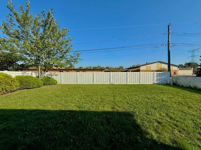 $229,000 | 3320 191st Street, Lansing, IL 60438