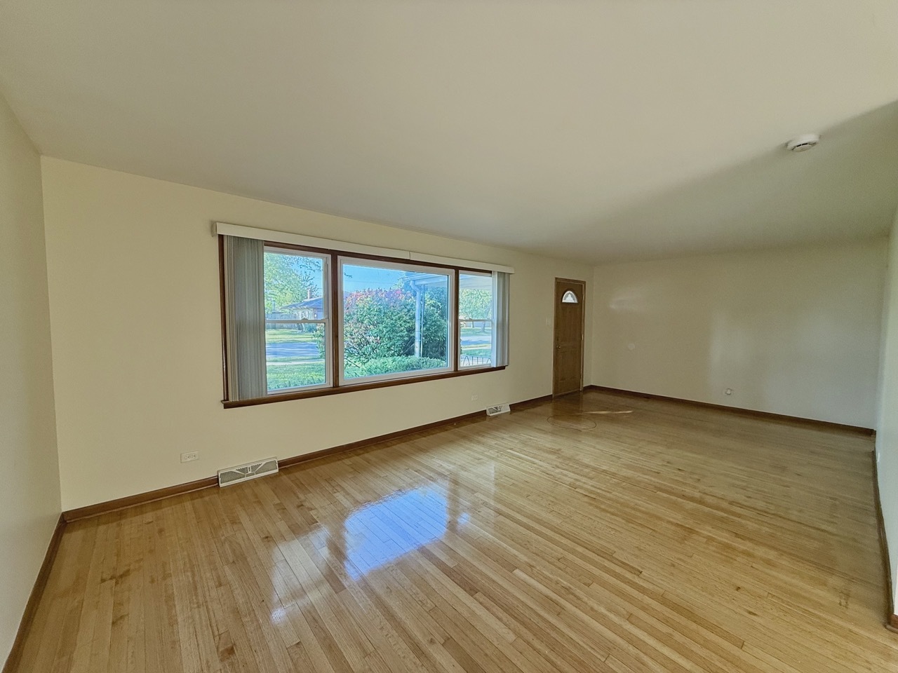 3320 191st Street Lansing, IL 60438 - Photo 4 of 19