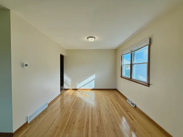 $229,000 | 3320 191st Street, Lansing, IL 60438