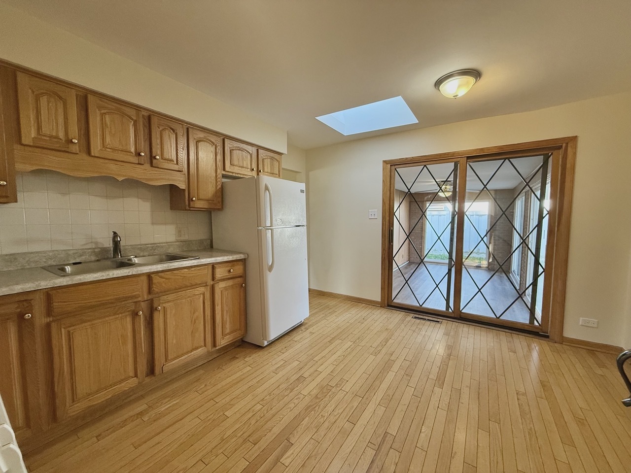 3320 191st Street Lansing, IL 60438 - Photo 7 of 19