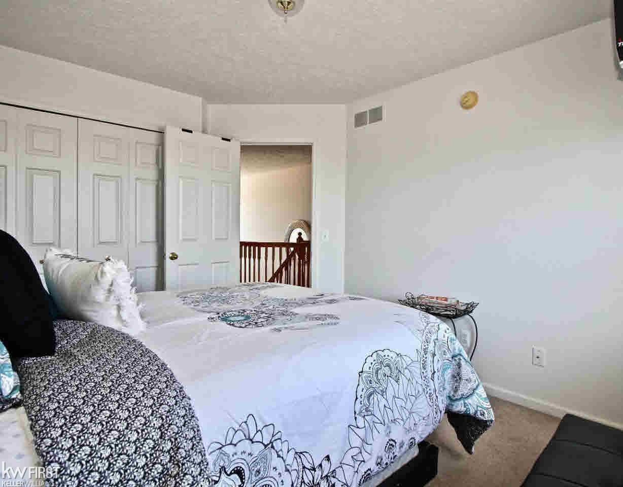 2477 Ridgewood Drive Howell, MI 48843 - Photo 40 of 53 21276147-39.JPG